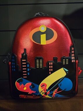 Loungefly Disney Pixar The Incredibles Family Metallic Mini Backpack NWT